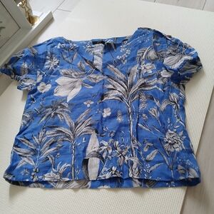 J Crew Linen Elected Blue printed blouse, S- M, mint
